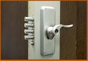 West Palm Beach Express Locksmith West Palm Beach, FL 561-273-8376 - 7-entry-door-lock
